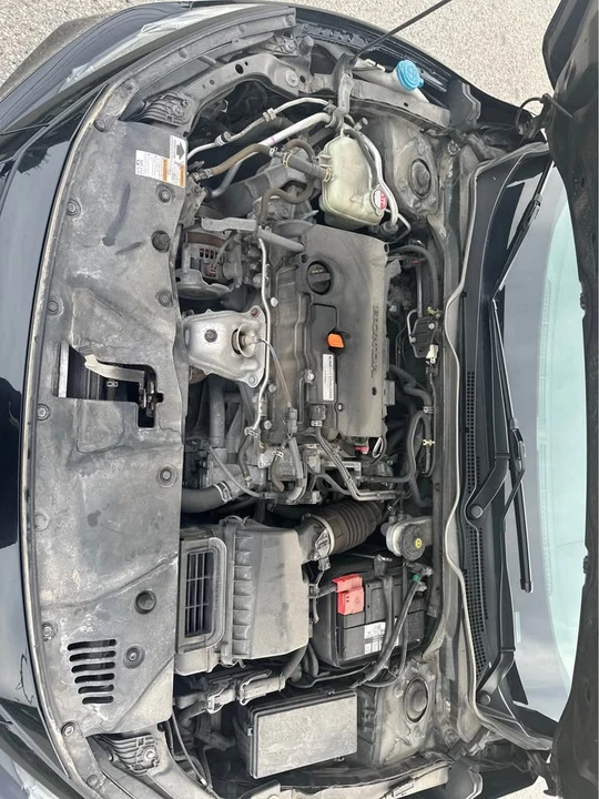 2019 Honda Civic 10th Gen - Image 11 of 15
