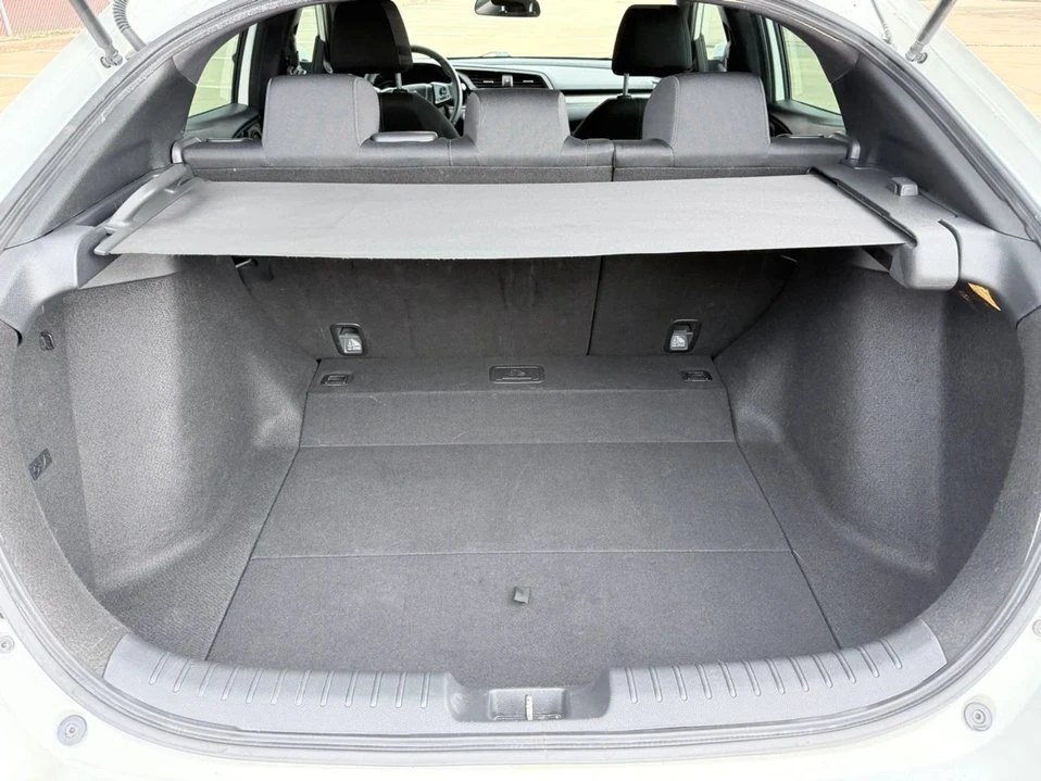 2019 Honda Civic 10th Gen - Image 12 of 20