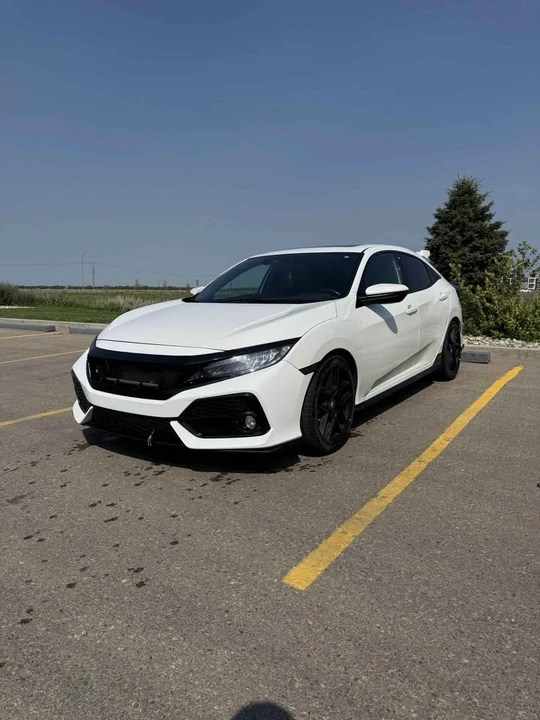 2019 Honda Civic 10th Gen - Image 2 of 13