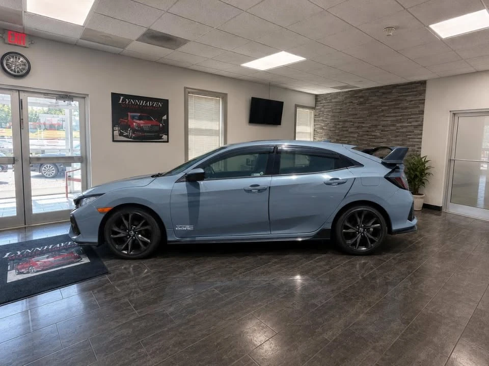 2019 Honda Civic 10th Gen - Image 5 of 19