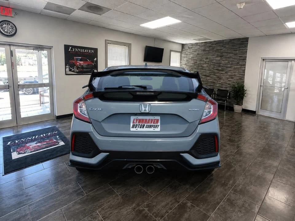 2019 Honda Civic 10th Gen - Image 16 of 19
