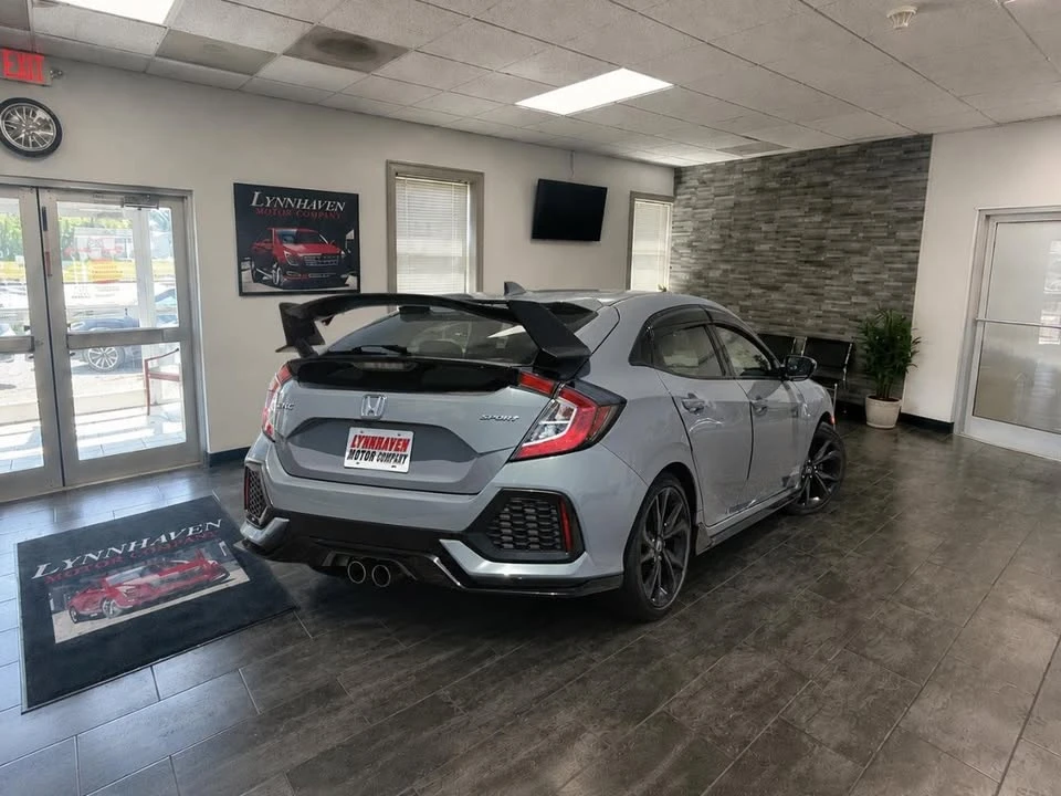 2019 Honda Civic 10th Gen - Image 6 of 19