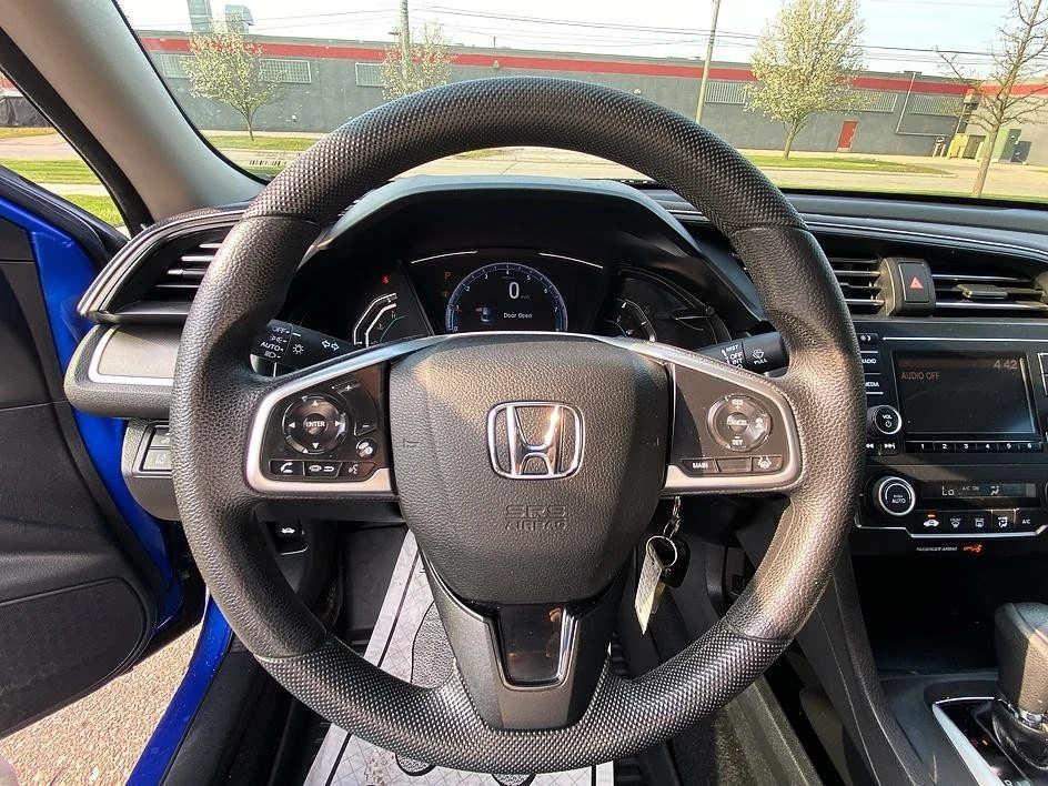 2019 Honda Civic 10th Gen - Image 21 of 31