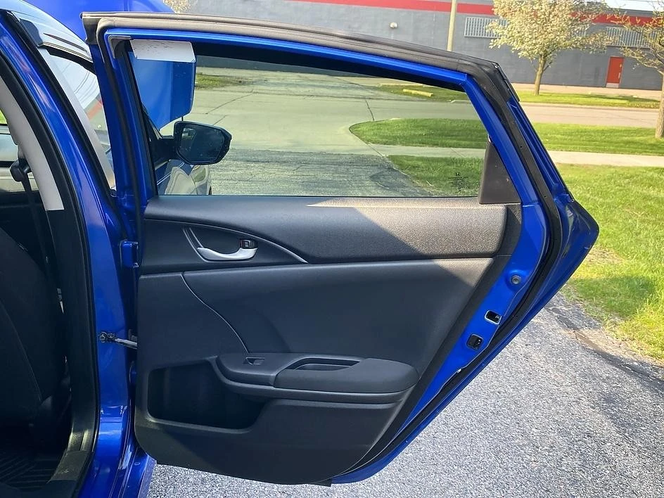 2019 Honda Civic 10th Gen - Image 30 of 31