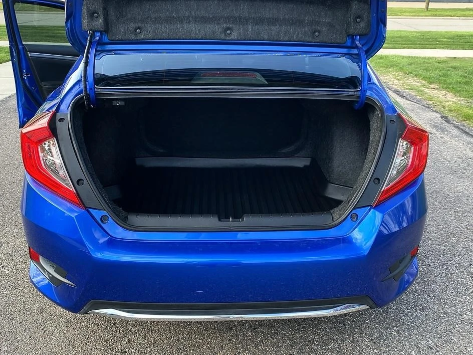 2019 Honda Civic 10th Gen - Image 10 of 31