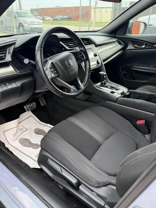 2019 Honda Civic 10th Gen - Image 3 of 7