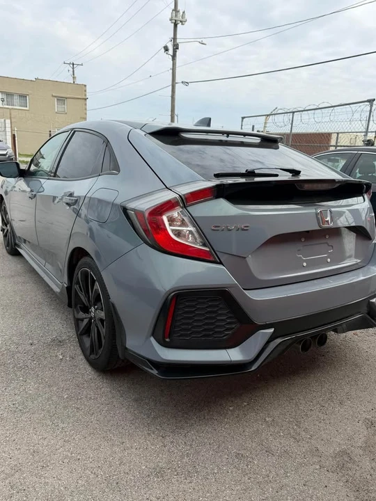 2019 Honda Civic 10th Gen - Image 6 of 7