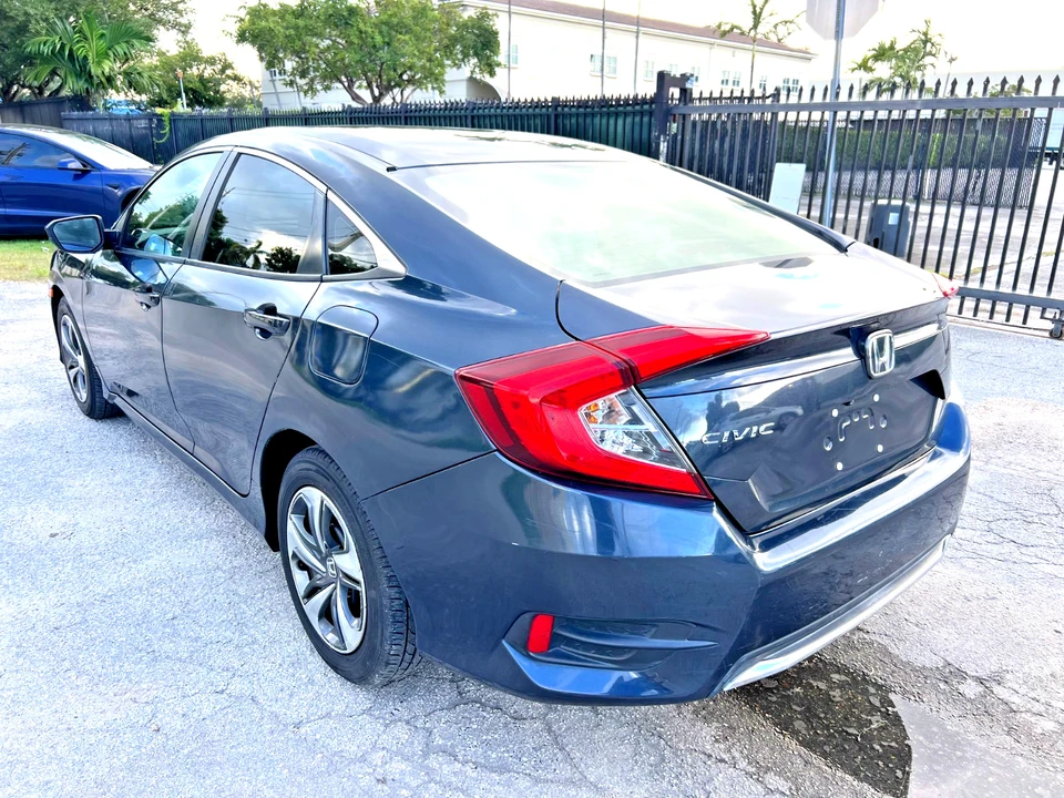 2019 Honda Civic 10th Gen - Image 6 of 25