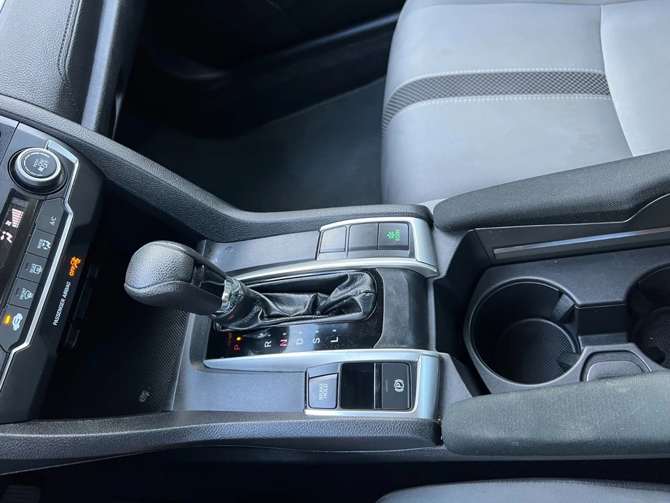 2019 Honda Civic 10th Gen - Image 25 of 25