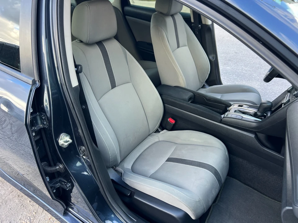 2019 Honda Civic 10th Gen - Image 16 of 25