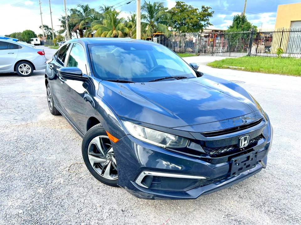 2019 Honda Civic 10th Gen - Image 2 of 25