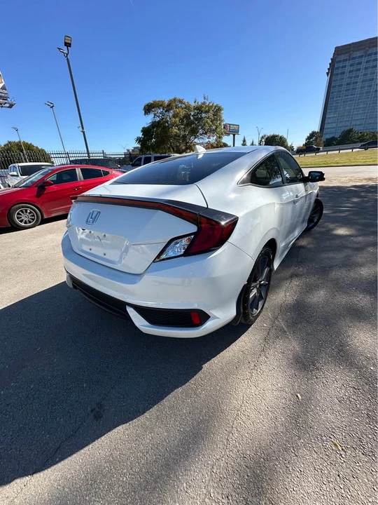 2019 Honda Civic 10th Gen - Image 4 of 7