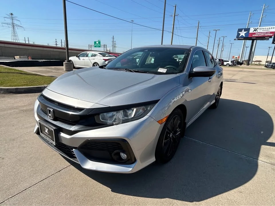 2019 Honda Civic 10th Gen - Image 3 of 9