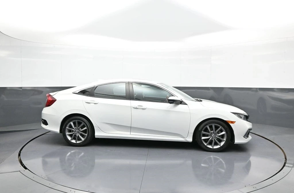 2019 Honda Civic 10th Gen - Image 5 of 12