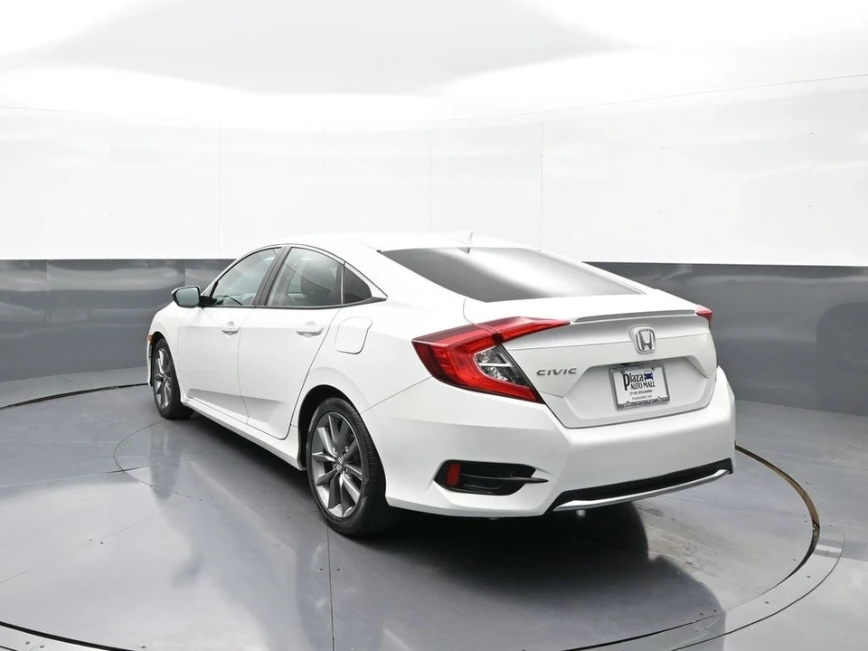 2019 Honda Civic 10th Gen - Image 8 of 12