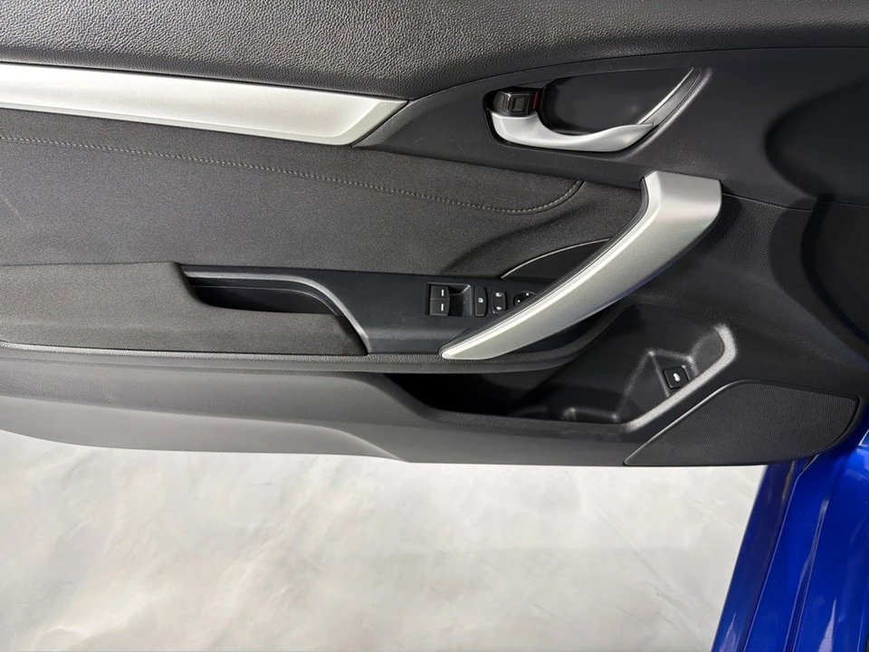 2019 Honda Civic 10th Gen - Image 11 of 23