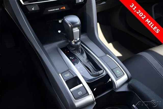 2019 Honda Civic 10th Gen - Image 18 of 21
