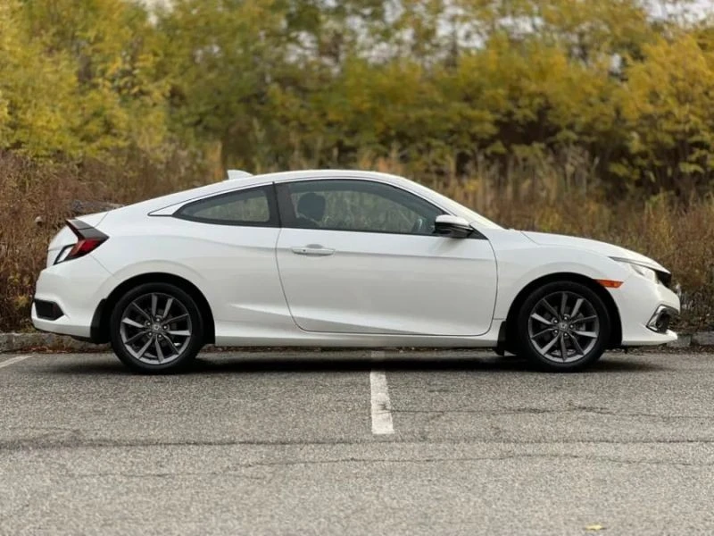 2019 Honda Civic 10th Gen - Image 9 of 12