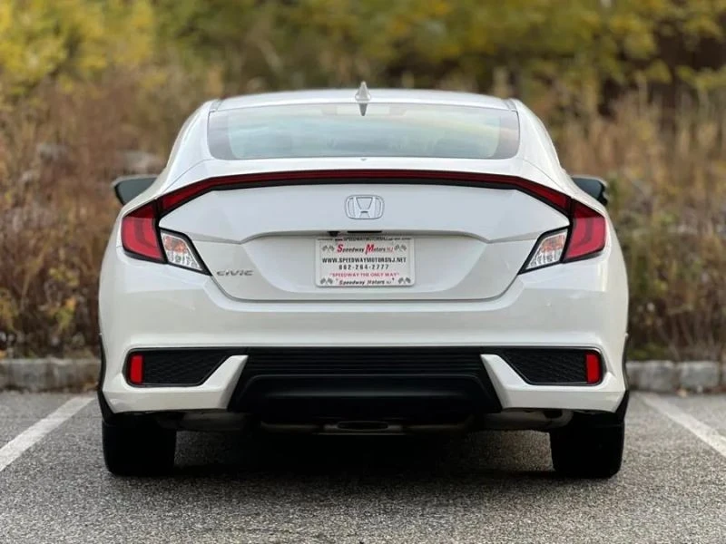 2019 Honda Civic 10th Gen - Image 7 of 12