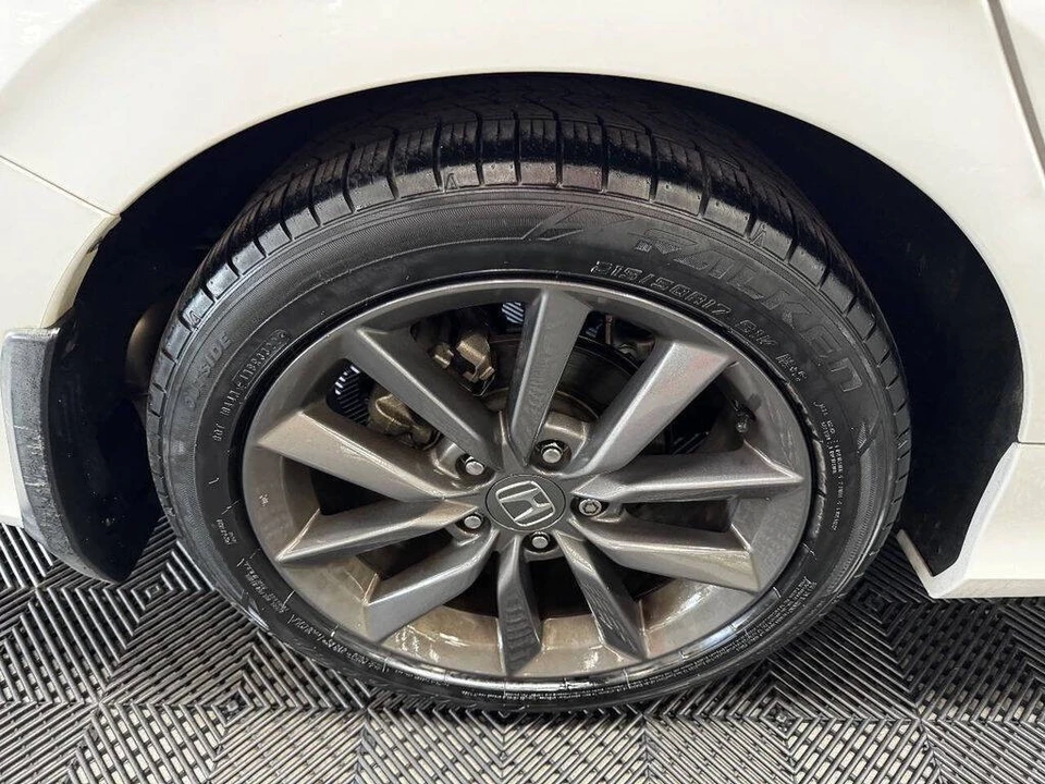 2019 Honda Civic 10th Gen - Image 19 of 31