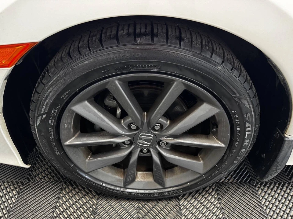2019 Honda Civic 10th Gen - Image 19 of 21