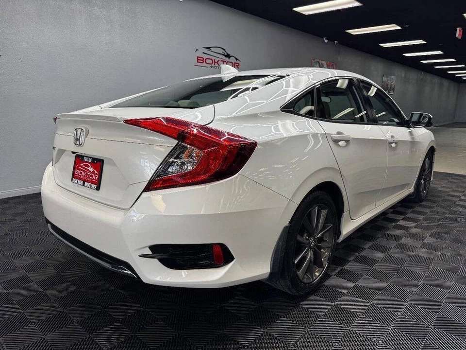 2019 Honda Civic 10th Gen - Image 14 of 31