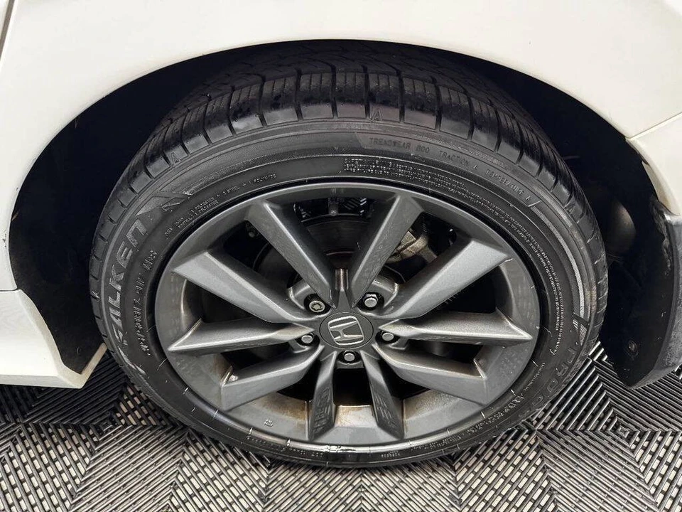 2019 Honda Civic 10th Gen - Image 20 of 31