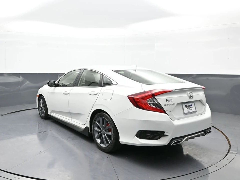 2019 Honda Civic 10th Gen - Image 8 of 12