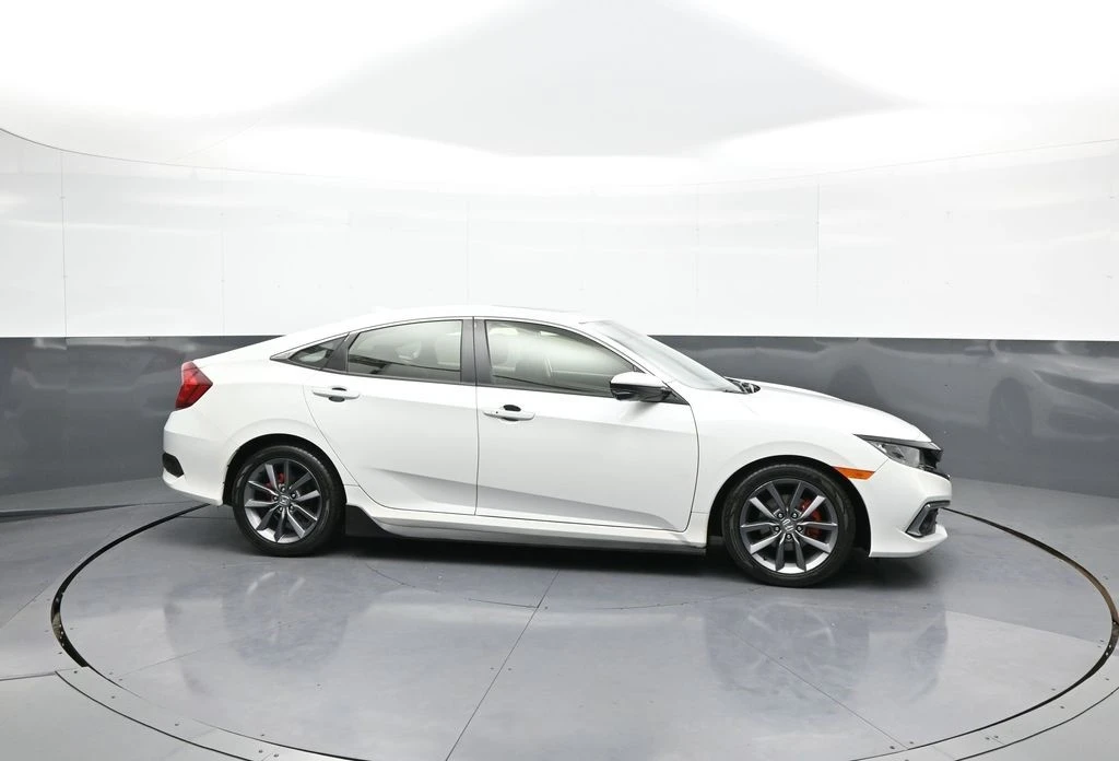 2019 Honda Civic 10th Gen - Image 5 of 12