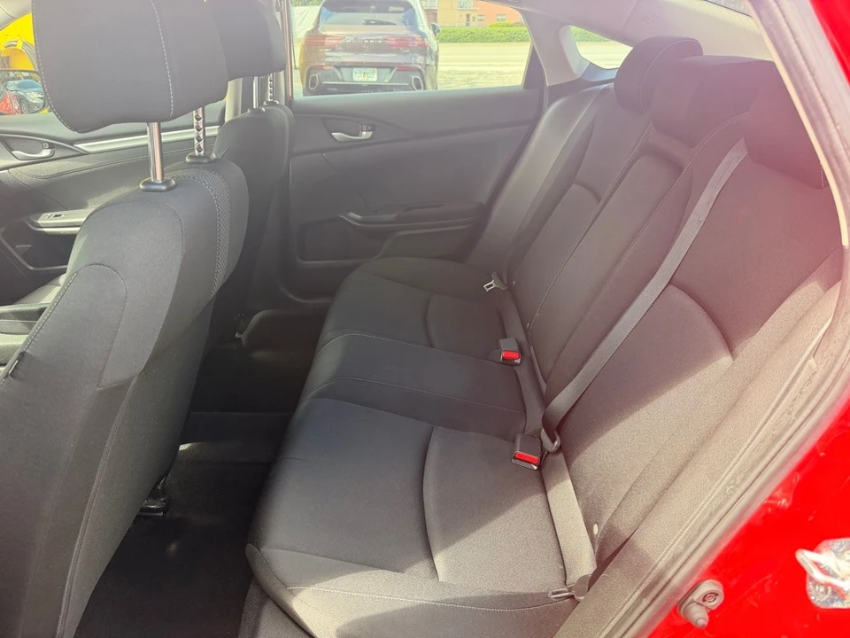 2019 Honda Civic 10th Gen - Image 16 of 21