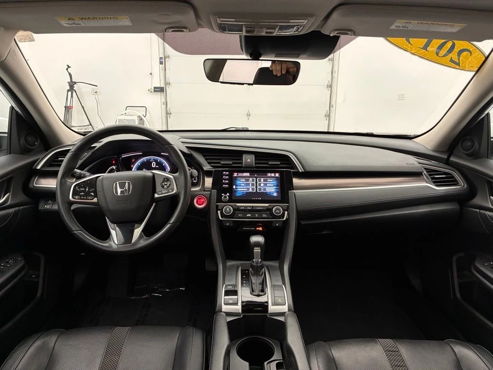 2019 Honda Civic 10th Gen - Image 2 of 12