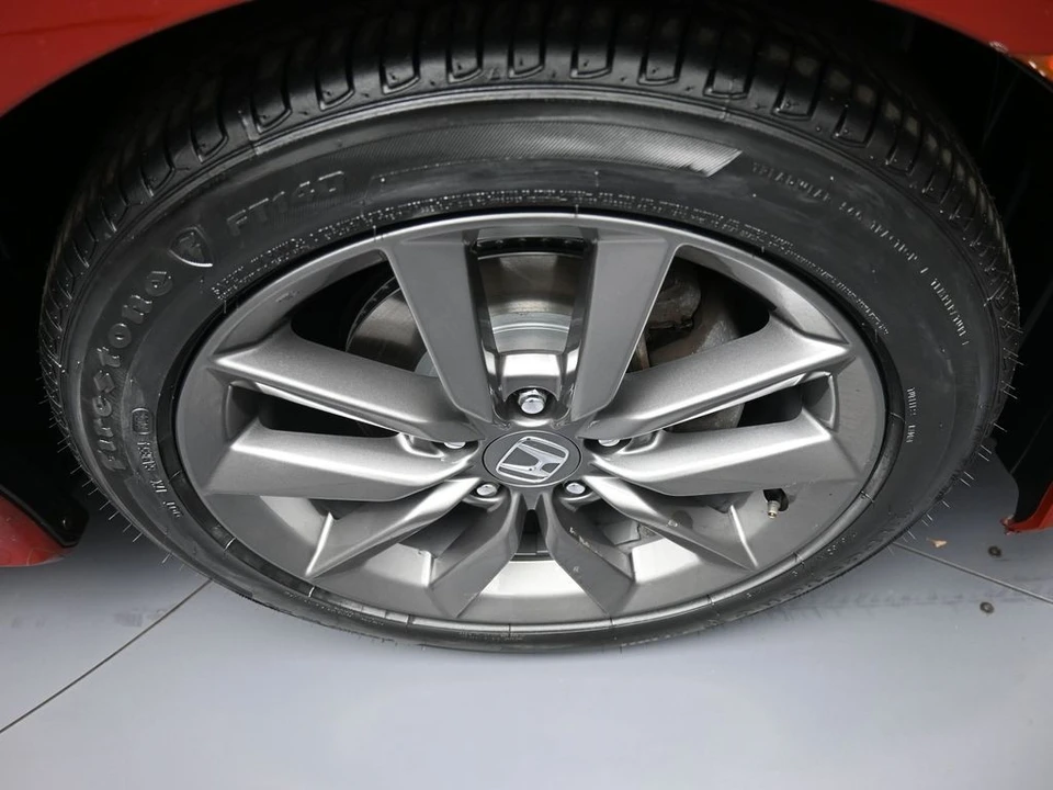 2019 Honda Civic 10th Gen - Image 13 of 21