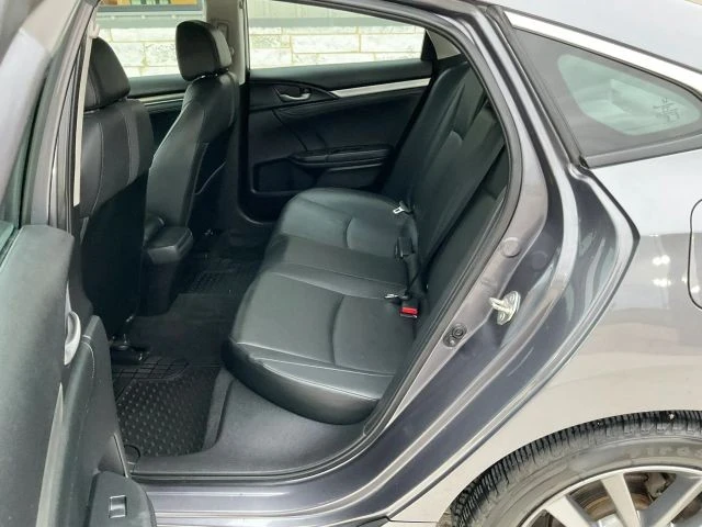 2019 Honda Civic 10th Gen - Image 15 of 31