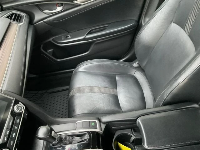 2019 Honda Civic 10th Gen - Image 17 of 31