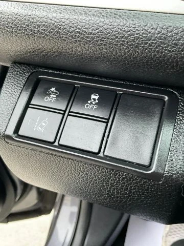 2019 Honda Civic 10th Gen - Image 26 of 31