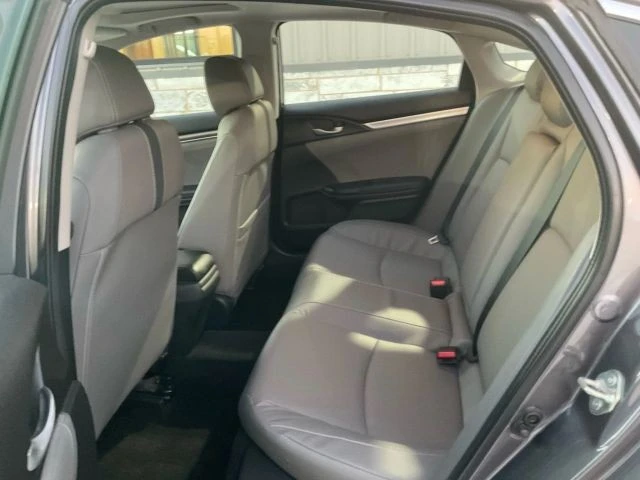 2019 Honda Civic 10th Gen - Image 15 of 21