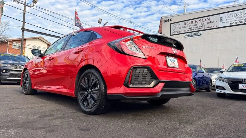 2019 Honda Civic 10th Gen - Image 8 of 12