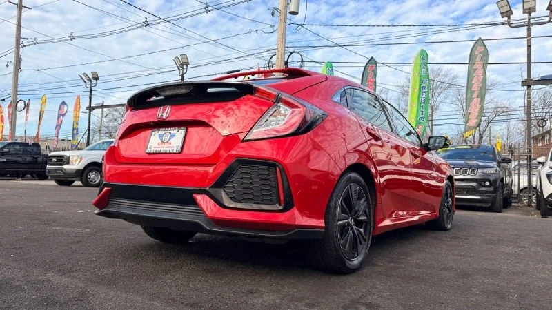 2019 Honda Civic 10th Gen - Image 9 of 12
