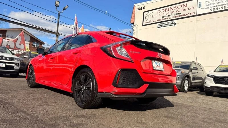 2019 Honda Civic 10th Gen - Image 8 of 12