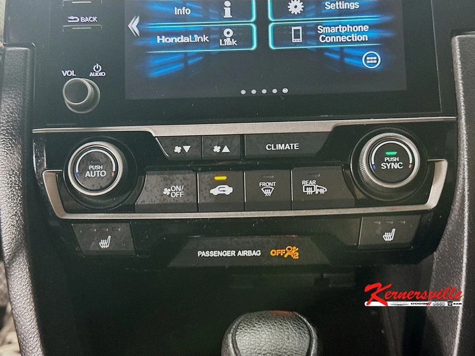 2019 Honda Civic 10th Gen - Image 18 of 24