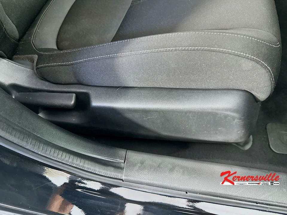 2019 Honda Civic 10th Gen - Image 23 of 24
