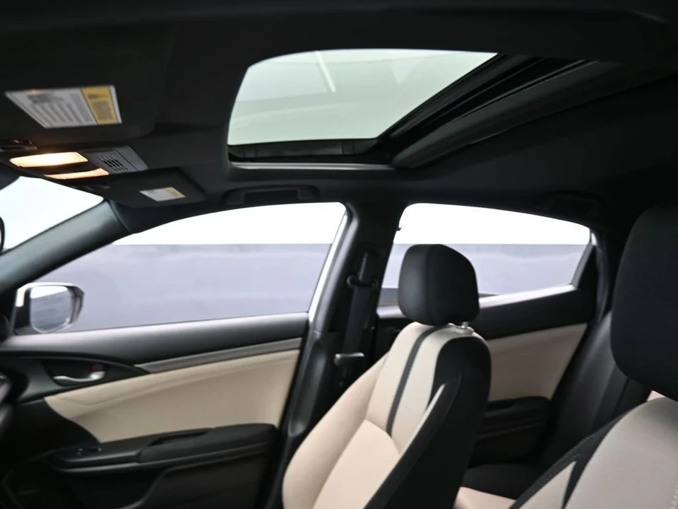 2019 Honda Civic 10th Gen - Image 11 of 12