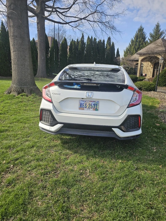 2019 Honda Civic 10th Gen - Image 14 of 31
