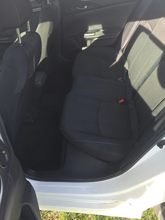 2019 Honda Civic 10th Gen - Image 20 of 31