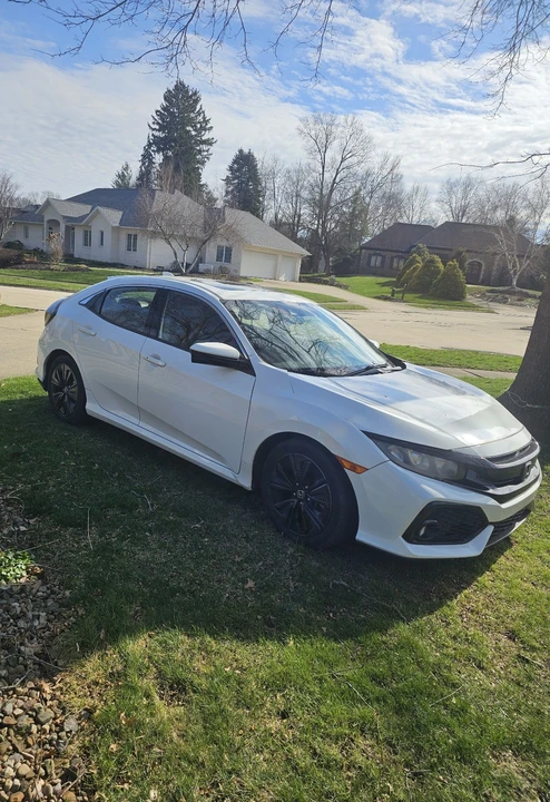 2019 Honda Civic 10th Gen - Image 17 of 31