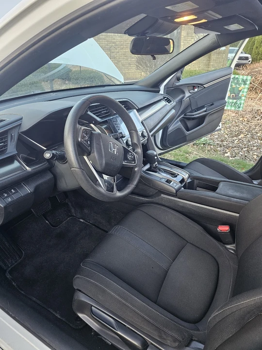 2019 Honda Civic 10th Gen - Image 31 of 31