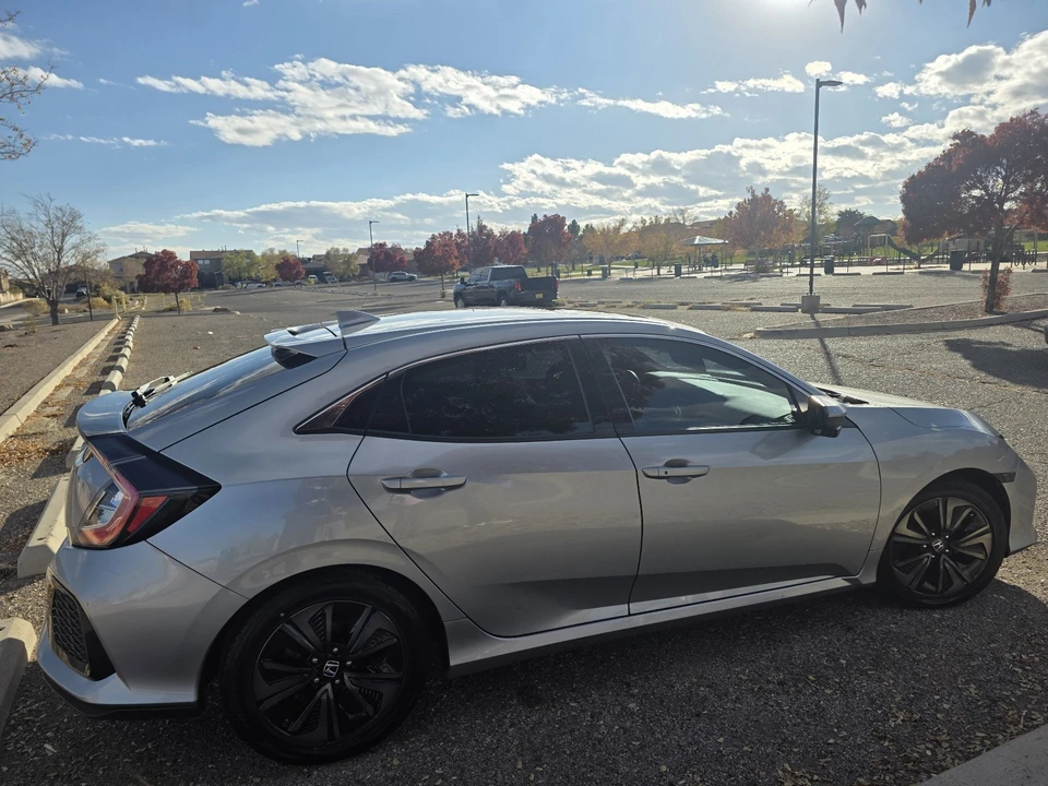 2019 Honda Civic 10th Gen - Image 3 of 17