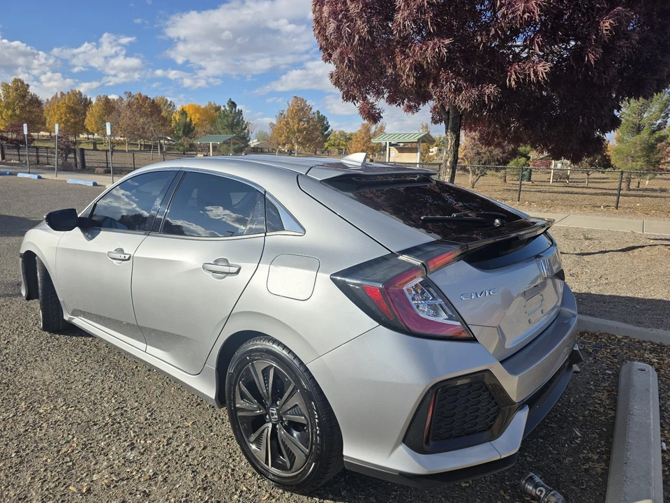2019 Honda Civic 10th Gen - Image 5 of 17