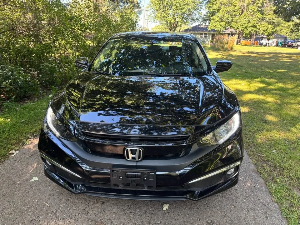 2019 Honda Civic 10th Gen - Image 8 of 20