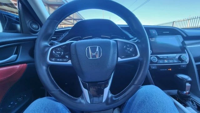 2019 Honda Civic 10th Gen - Image 29 of 31